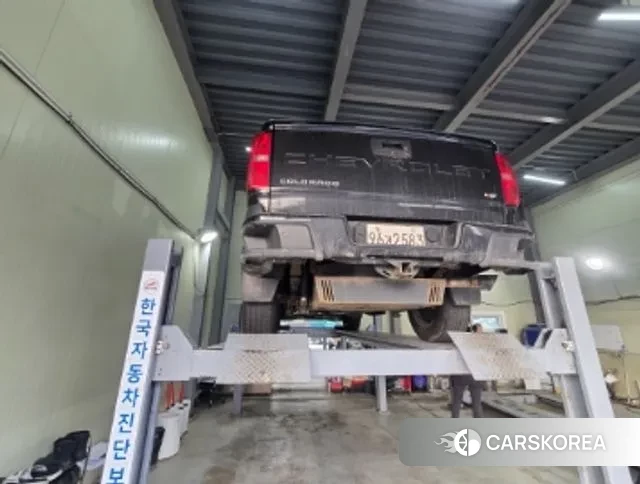 Chevrolet (GM Daewoo) Real New Colorado 2021 Черный из Кореи, фото 2