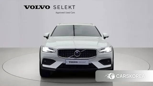 Volvo V60 Cross-Country 2nd Generation id 3503151 из Кореи 12
