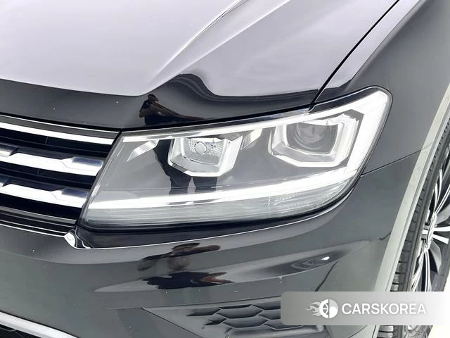 Volkswagen Tiguan L id 4273885 из Китая 12