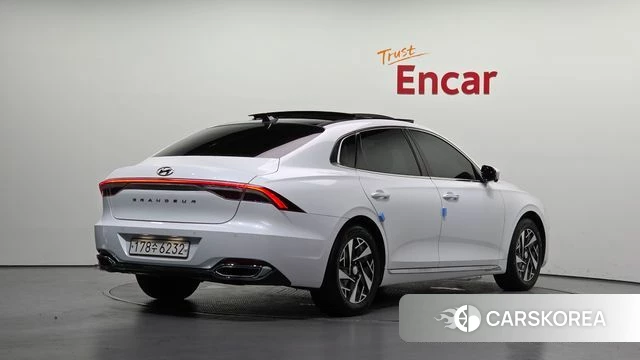 Hyundai The New Grandeur IG Hybrid id 4698304 из Кореи 12