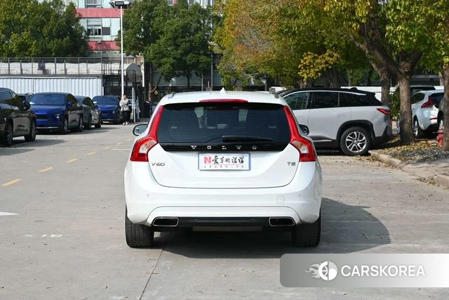 Volvo V60 id 4210960 из Китая 12