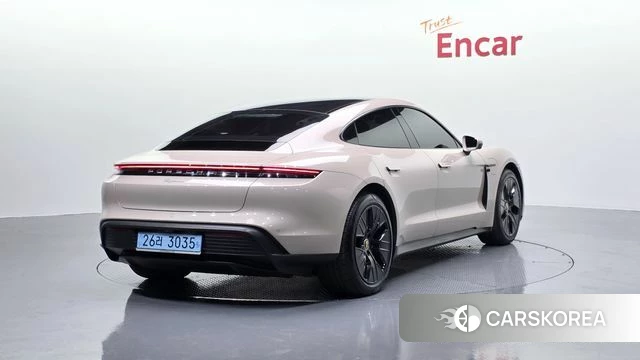 Porsche Taycan id 3842387 из Кореи 12