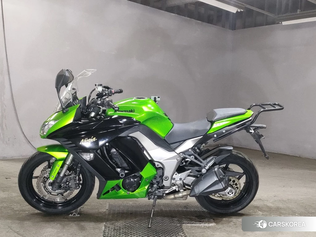 Проданный Kawasaki NINJA 1000 2011 из Японии, фото 2