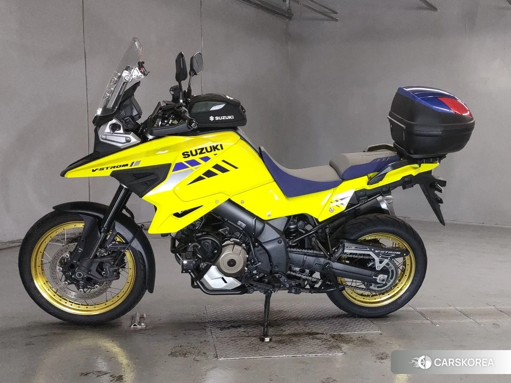Проданный Suzuki V-STROM 1050XT 2021 из Японии