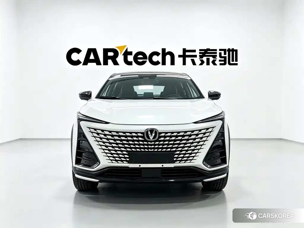 Chang'an Changan UNI-T 2026 Белый из Китая, фото 2