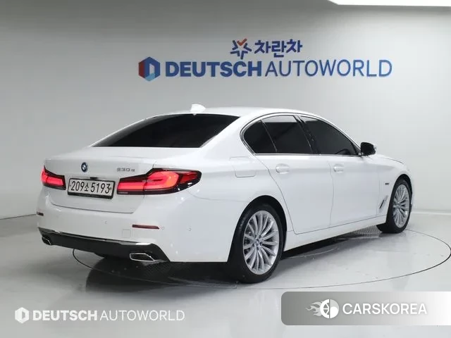 BMW 5 Series (G30) id 3752187 из Кореи 12