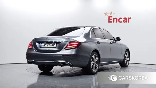 Mercedes-Benz E-Class W213 id 3423434 из Кореи 12