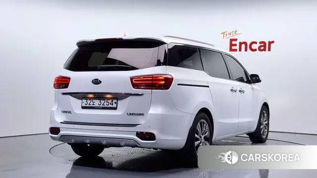 Kia The New Carnival id 3034303 из Кореи 12