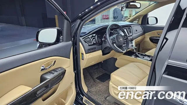 Kia The New Carnival id 2758963 из Кореи 12