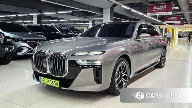 BMW 7 Series (G70) id 4499595 из Кореи 12