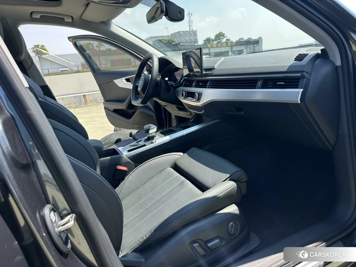 Audi A4L id 4454231 из Китая 10