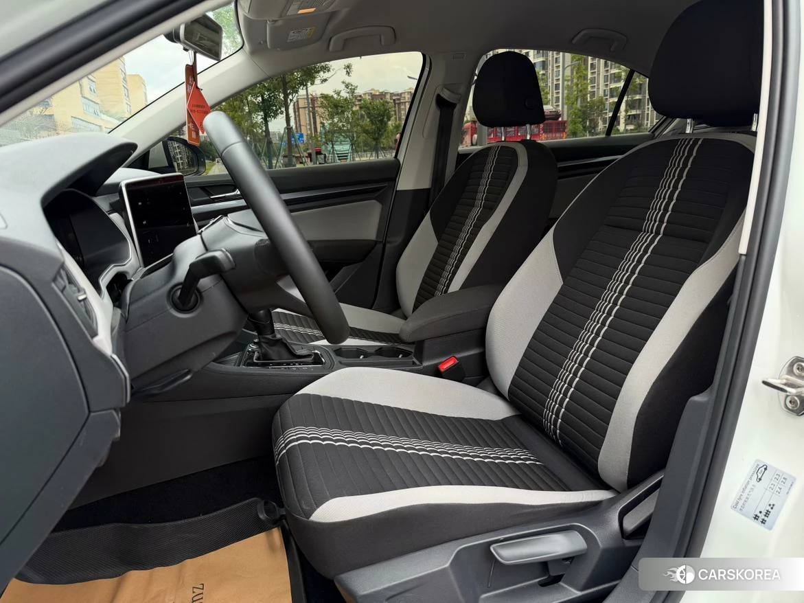 Volkswagen Bora id 4498954 из Китая 12