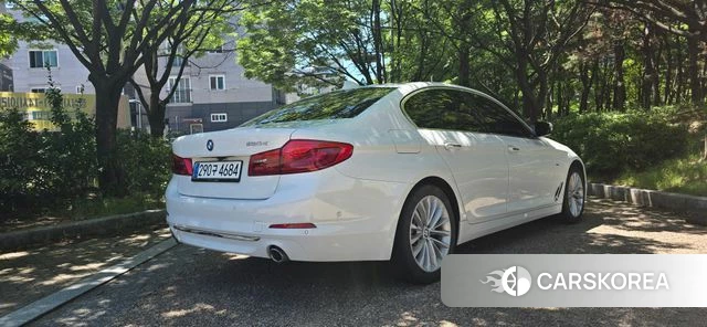 BMW 5 Series (G30) 2018 Белый из Кореи, фото 3