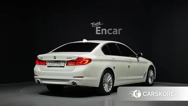 BMW 5 Series (G30) id 4446471 из Кореи 12