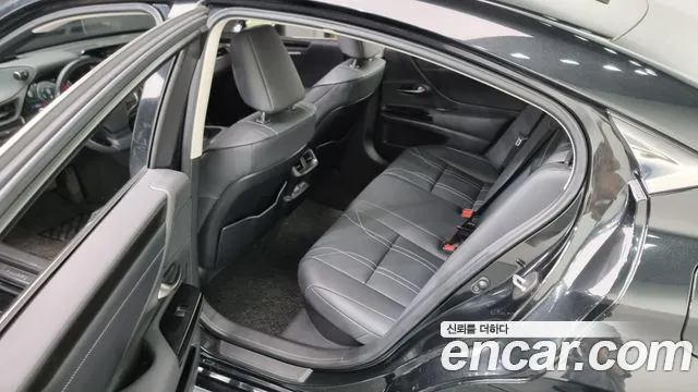 Lexus ES300h 7th generation id 2684111 из Кореи 12