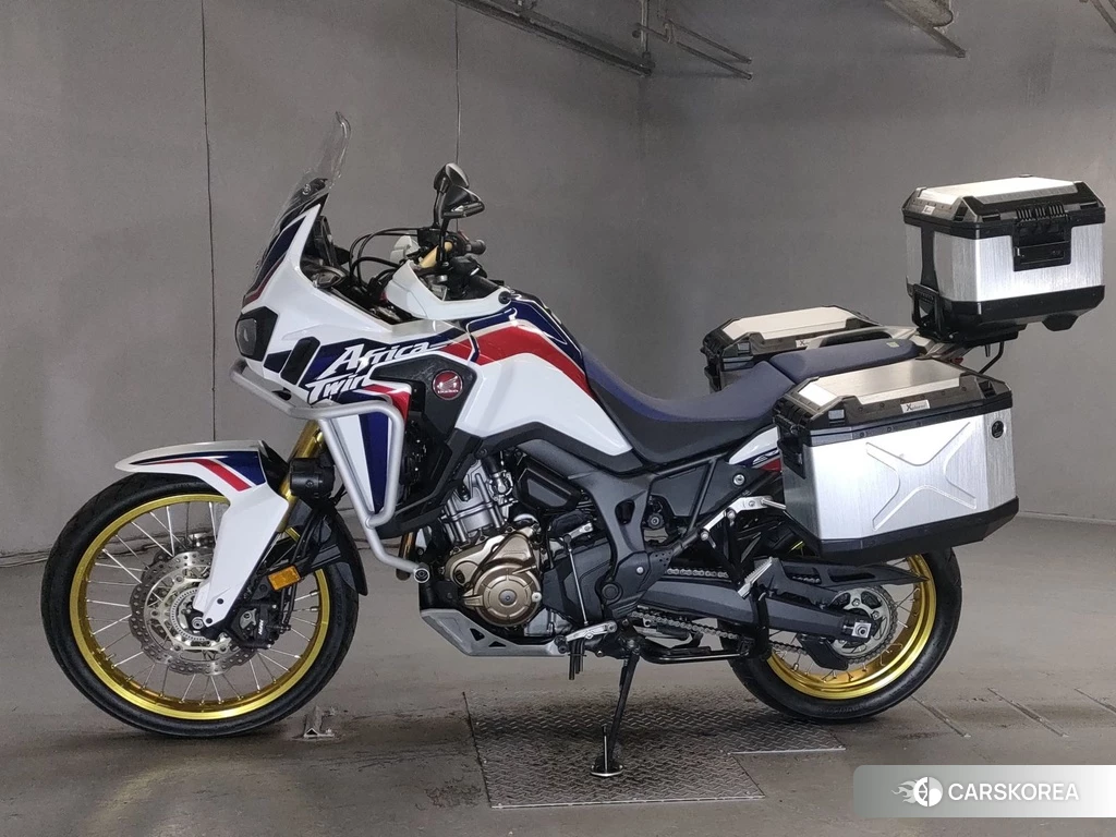 Проданный Honda CRF1000L AFRICA TWIN 2017 из Японии, фото 2