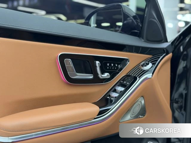 Mercedes-Benz S-class 2023 Черный из Китая, фото 2