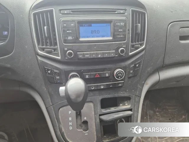 Hyundai The New Grand Starex 2020 Серебряный из Кореи, фото 2