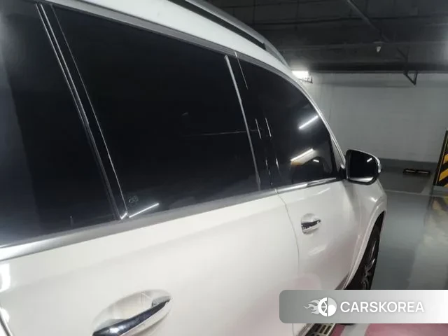 Mercedes-Benz GLS - Class X167 id 3305606 из Кореи 12