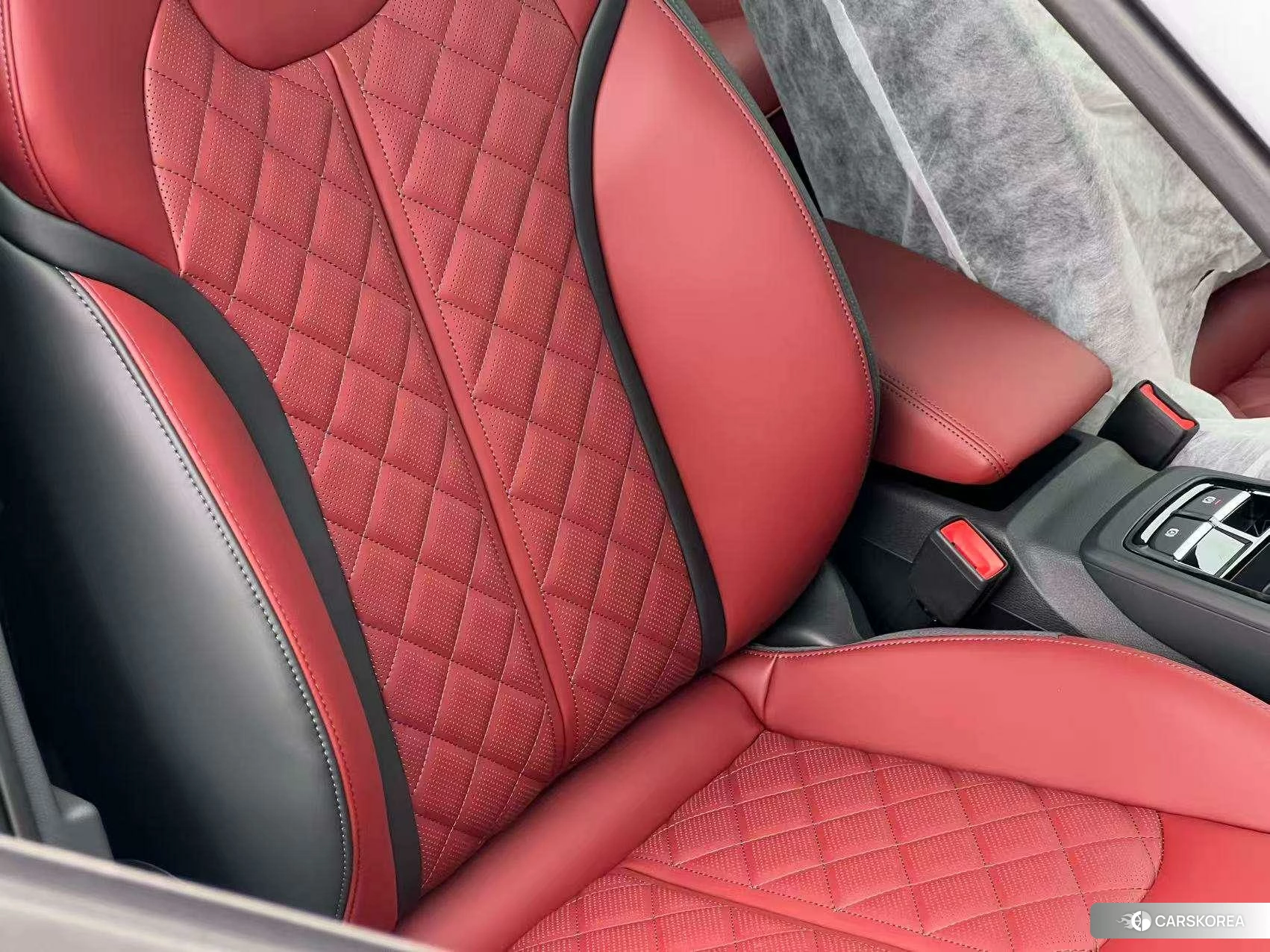 Audi Q2L id 4454125 из Китая 12