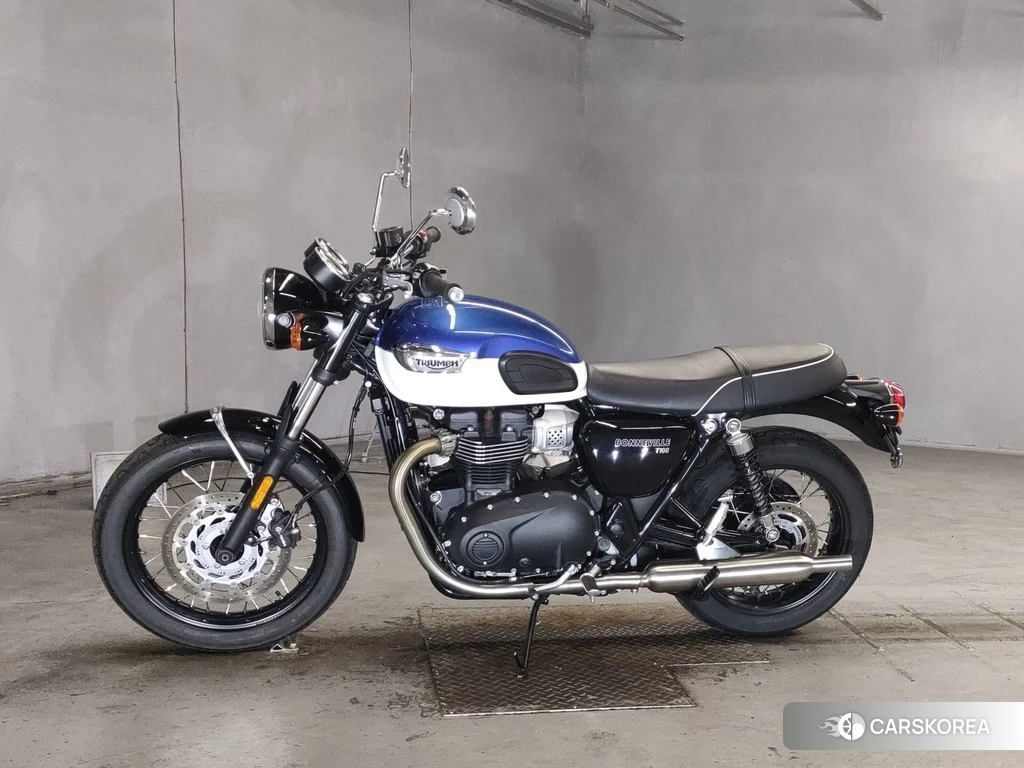 Проданный Triumph BONNEVILLE T100 2022 из Японии
