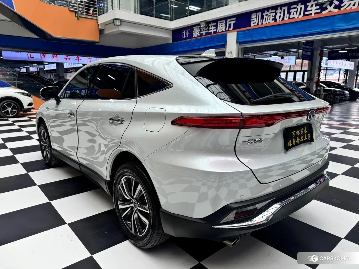 Toyota Harrier id 4546478 из Китая 10