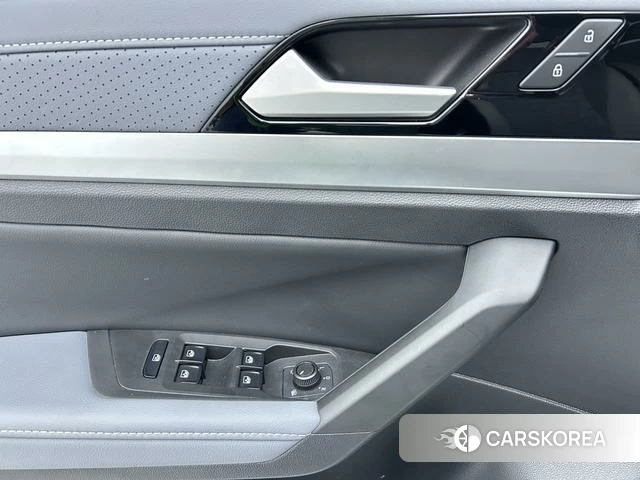 Volkswagen Lavida id 4242025 из Китая 11