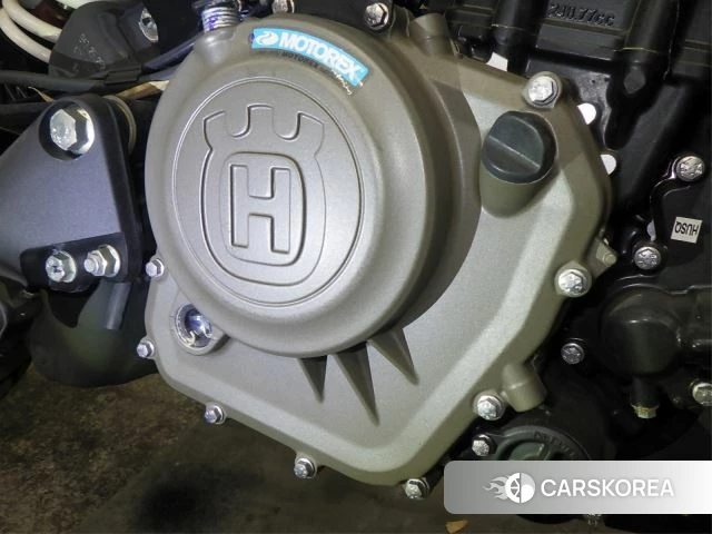 Engine photo
