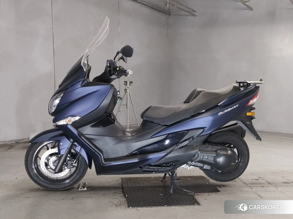 Проданный Suzuki BURGMAN 400 2021 из Японии