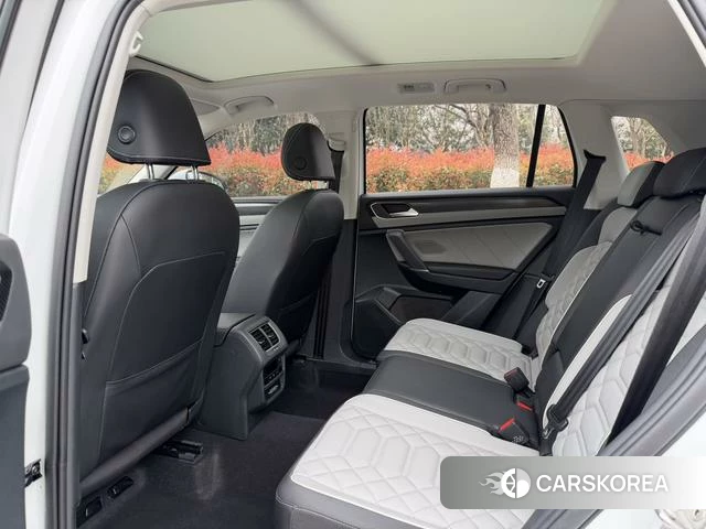 Volkswagen Tanyue 2024 Белый из Китая, фото 3