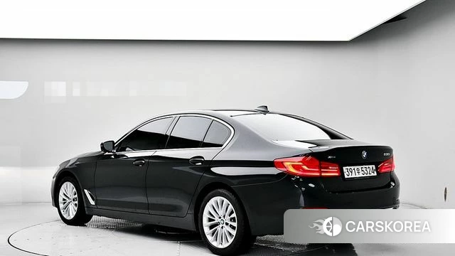 BMW 5 Series (G30) id 4642387 из Кореи 12