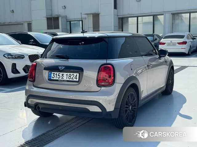 Mini Cooper 2023 Розовый из Кореи, фото 2