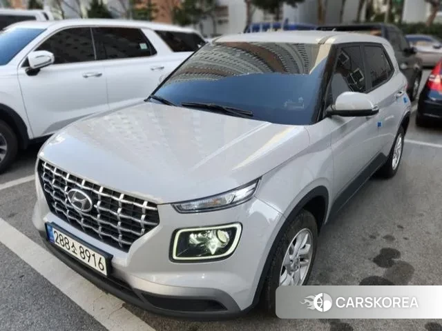 Hyundai Venue 2022 Серебряный из Кореи, фото 6