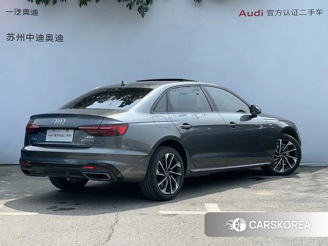 Audi A4L 2023 Темно-серый из Китая, фото 2