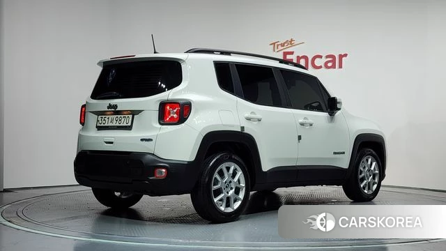 Jeep Renegade id 4637399 из Кореи 12