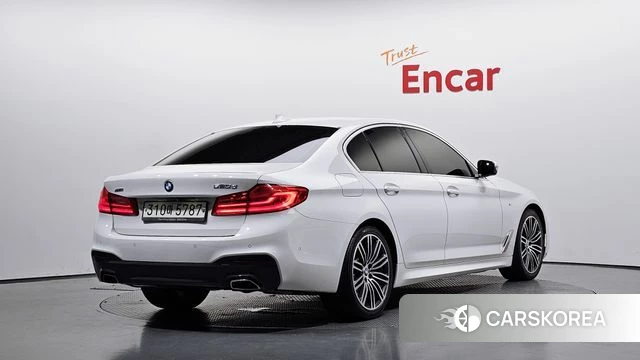 BMW 5 Series (G30) id 4702912 из Кореи 12