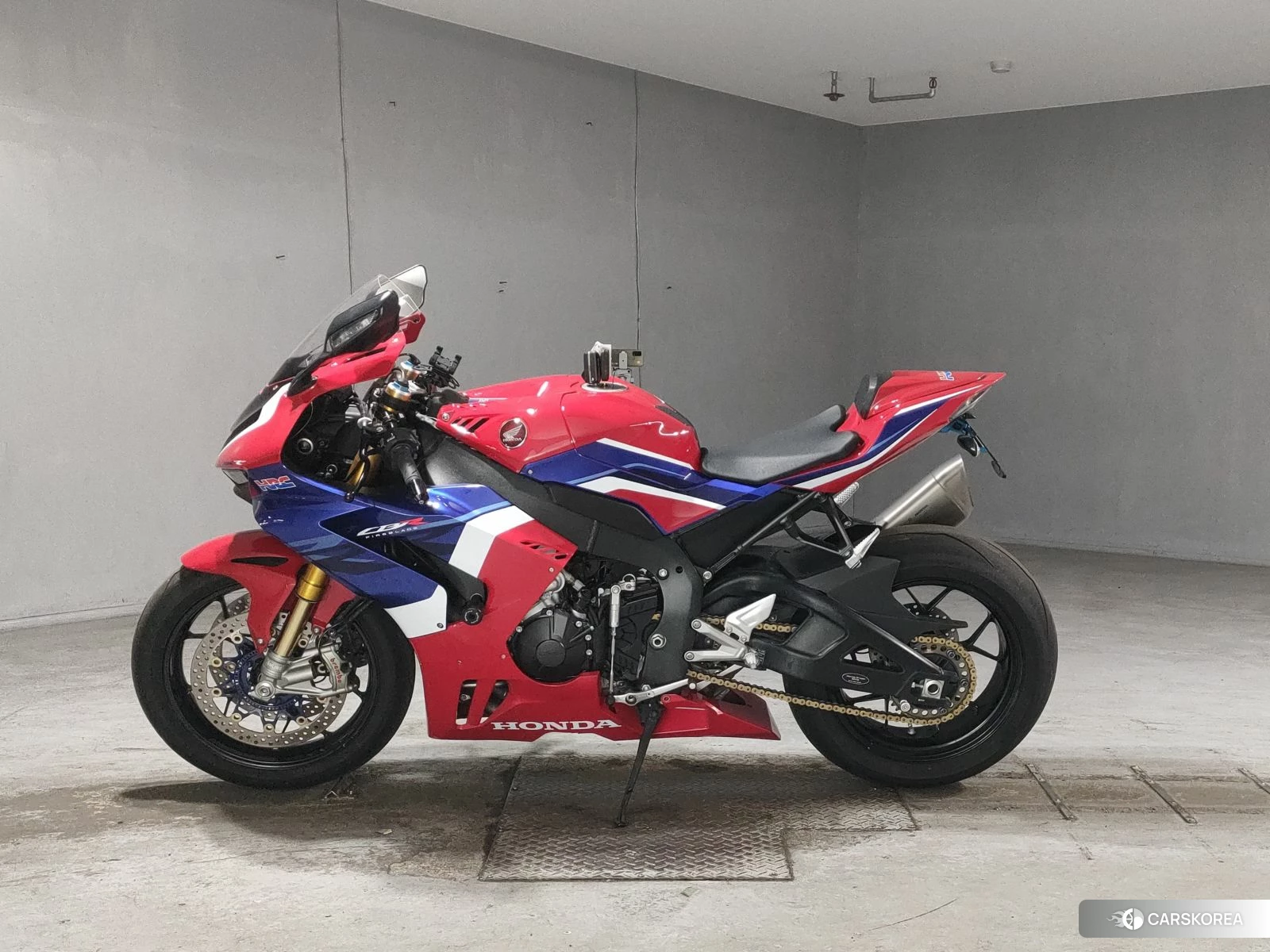 Honda CBR1000RR-R FIREBLADE SP 2020 из Японии, фото 3