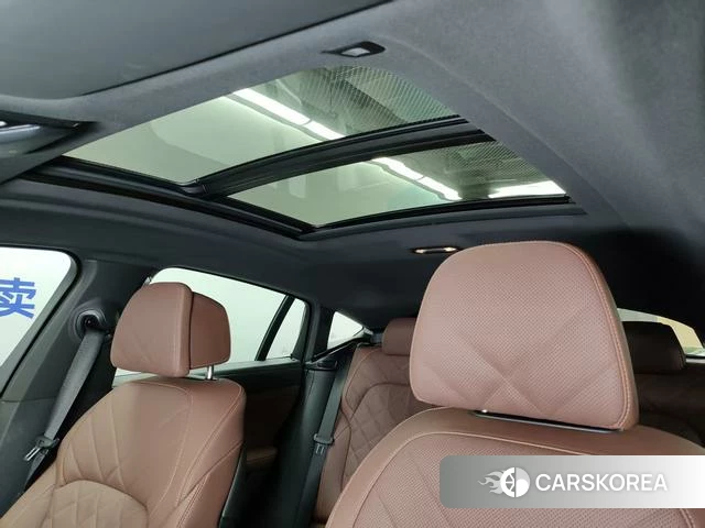 BMW X6 id 4260267 из Китая 11
