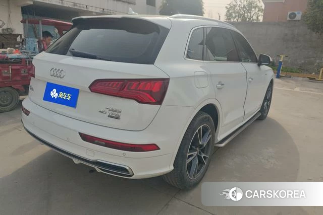 Audi Q5L id 4265918 из Китая 9