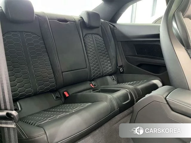 Audi RS 5 id 4336267 из Китая 9