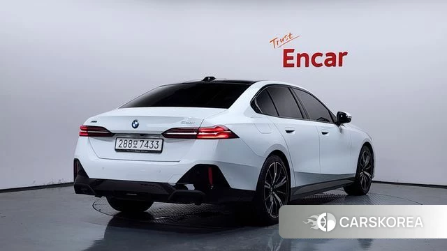 BMW 5 Series (G60) id 4622846 из Кореи 12