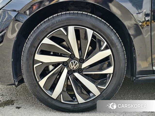 Volkswagen Passat 2023 Черный из Китая, фото 6