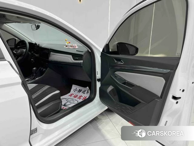 Volkswagen Bora id 4256675 из Китая 12