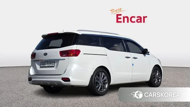 Kia The New Carnival id 3351167 из Кореи 12