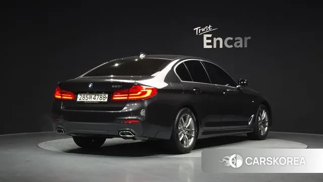 BMW 5 Series (G30) id 3489059 из Кореи 12