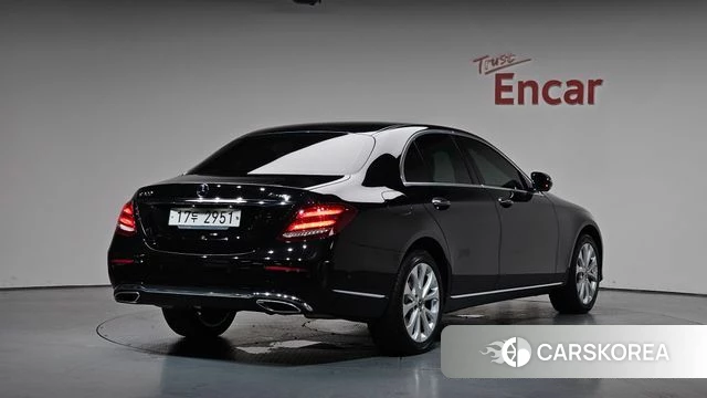 Mercedes-Benz E-Class W213 id 4574389 из Кореи 12