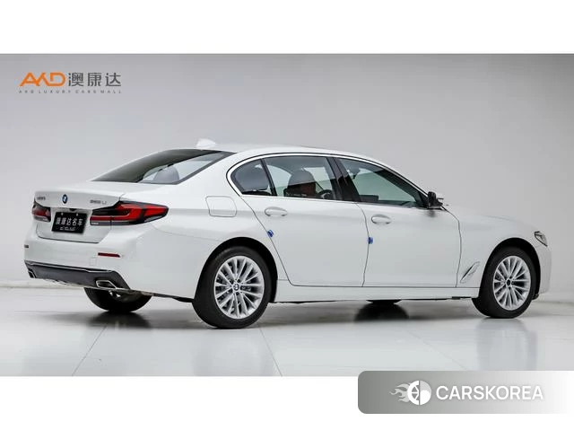 BMW 5 series 2024 Белый из Китая, фото 2