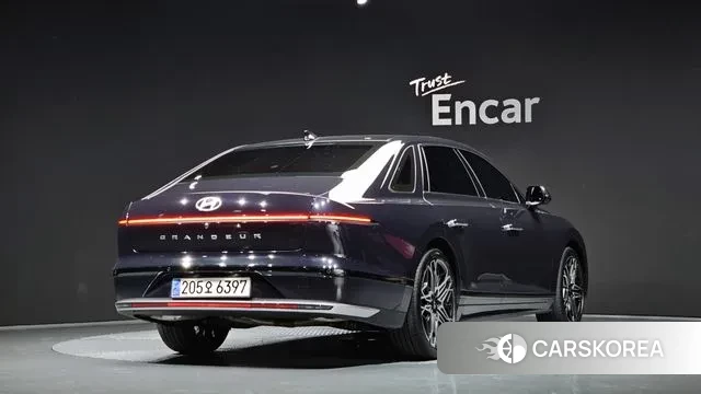 Hyundai Grandeur Hybrid (GN7) id 3256732 из Кореи 12