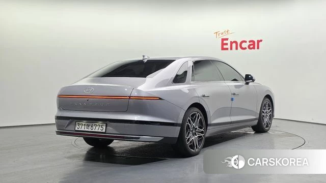 Hyundai Grandeur (GN7) id 4584989 из Кореи 12