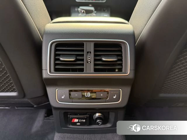 Audi Q5L id 4329182 из Китая 12